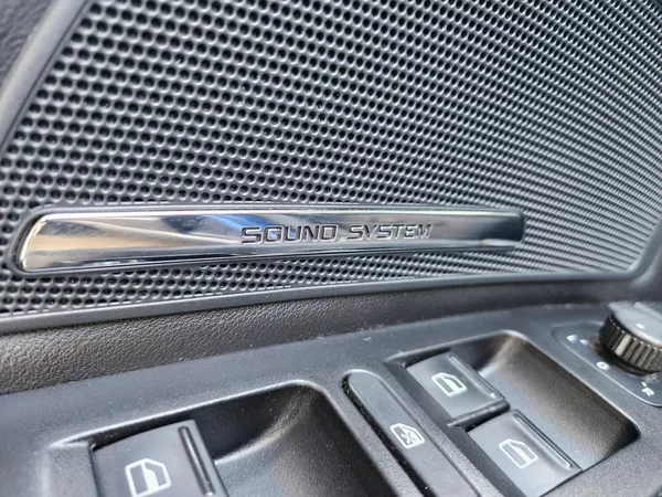Škoda Superb 2.0-PRAV.SERVIS-TOP VÝBAVA - foto 29