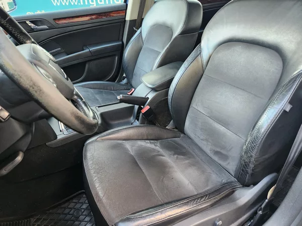 Škoda Superb 2.0-PRAV.SERVIS-TOP VÝBAVA - foto 31