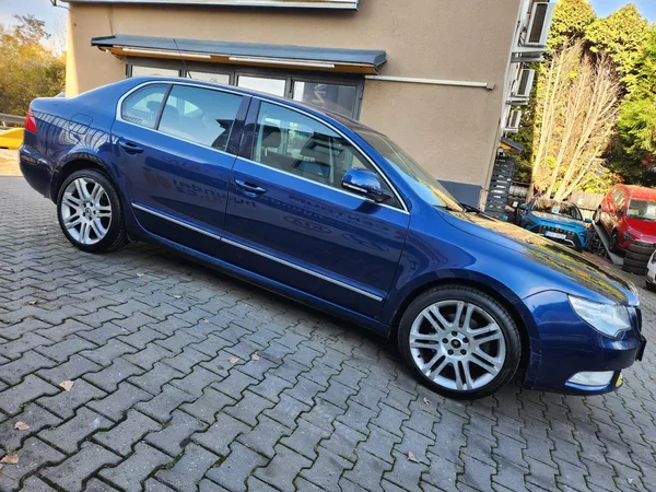 Škoda Superb 2.0-PRAV.SERVIS-TOP VÝBAVA - foto 5