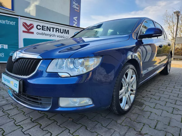 Škoda Superb 2.0-PRAV.SERVIS-TOP VÝBAVA - foto 7