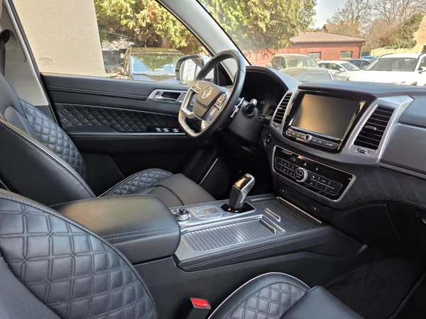 SsangYong Rexton 2.2-PREMIUM+-TAŽNÉ 3T-ZÁRUKA - foto 15