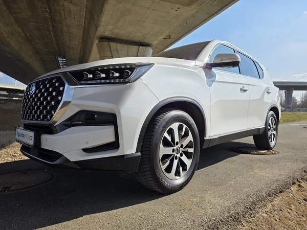 SsangYong Rexton 2.2-PREMIUM+-TAŽNÉ 3T-ZÁRUKA - foto 35