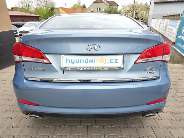 Hyundai i40 1.7-NÍZKÉ KM-AUT.KLIMA-ALU - foto 11