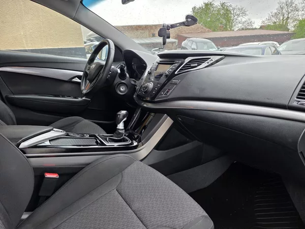 Hyundai i40 1.7-NÍZKÉ KM-AUT.KLIMA-ALU - foto 14