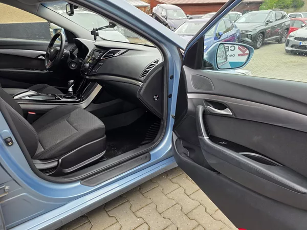 Hyundai i40 1.7-NÍZKÉ KM-AUT.KLIMA-ALU - foto 17
