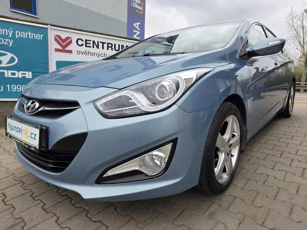 Hyundai i40 1.7-NÍZKÉ KM-AUT.KLIMA-ALU - foto 6