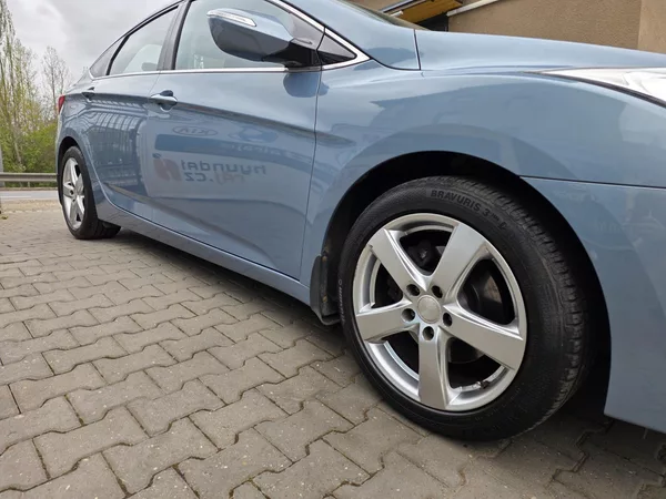 Hyundai i40 1.7-NÍZKÉ KM-AUT.KLIMA-ALU - foto 8