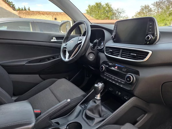 Hyundai Tucson 1.6-PRAV.SERVIS-NAVI-KAMERA - foto 3
