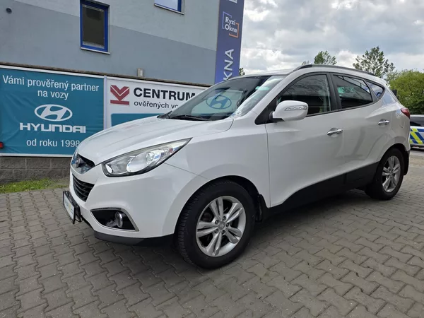 Hyundai ix35 2.0-4x4-AUTOMAT-TEMPOMAT - foto 5