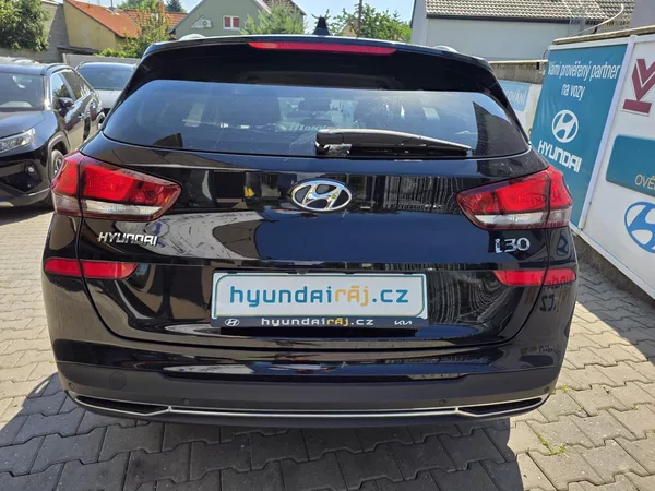 Hyundai i30 1.0-AUTOMAT-KAMERA-TEMPOMAT - foto 7