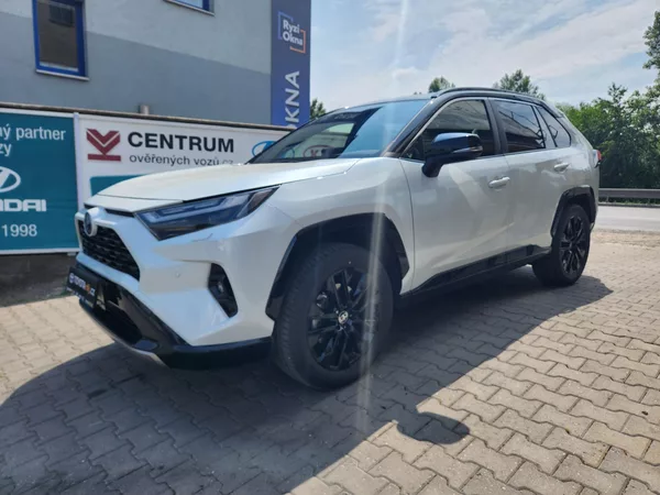 Toyota RAV4 2.5-1.MAJ.-DPH-AUTOMAT-TAŽNÉ