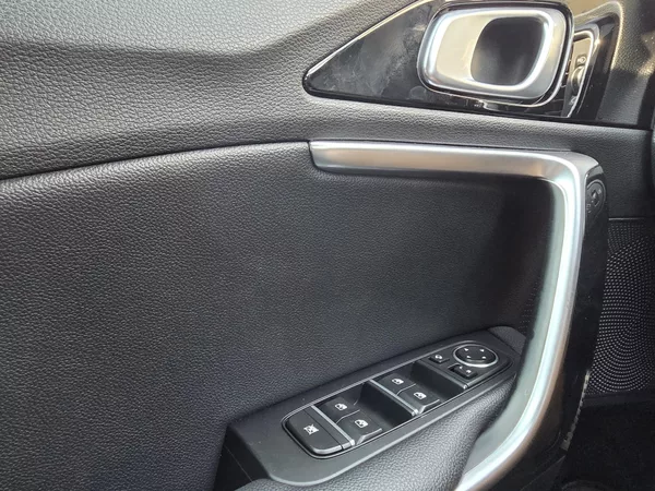 Kia XCeed 1.5-NAVI-KAMERA-V ZÁRUCE - foto 16