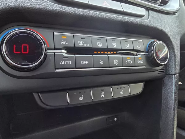 Kia XCeed 1.5-NAVI-KAMERA-V ZÁRUCE - foto 18