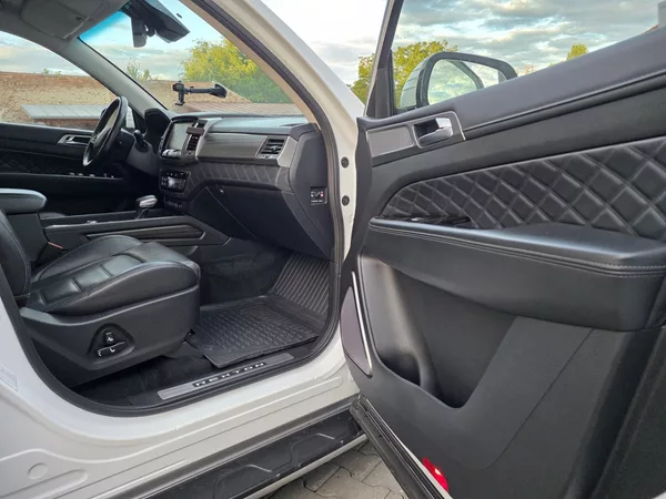 SsangYong Rexton 2.2-4x4-TAŽNÉ 3t-AUTOMAT - foto 14
