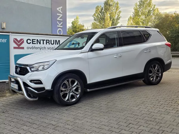 SsangYong Rexton 2.2-4x4-TAŽNÉ 3t-AUTOMAT - foto 32