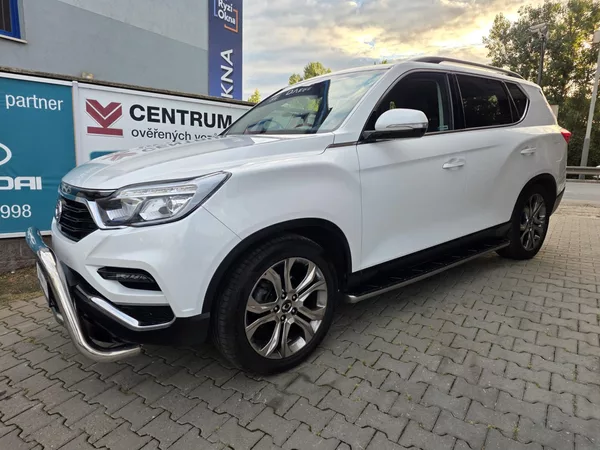 SsangYong Rexton 2.2-4x4-TAŽNÉ 3t-AUTOMAT - foto 34