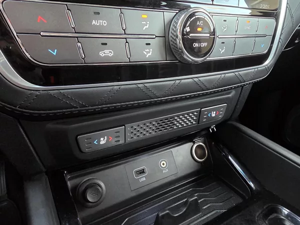 SsangYong Rexton 2.2-4x4-TAŽNÉ 3t-AUTOMAT - foto 5