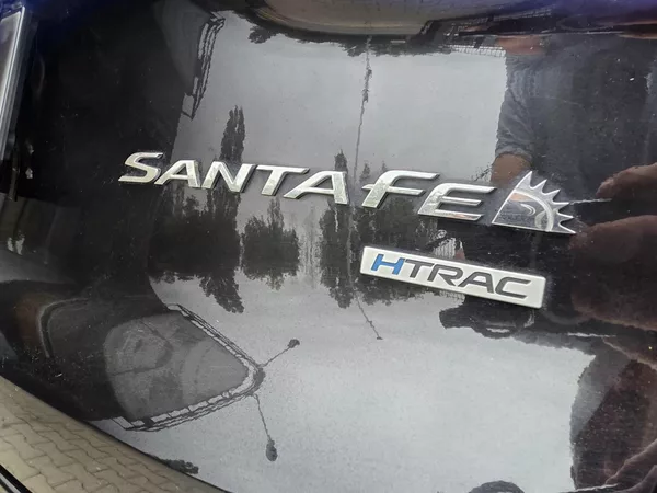 Hyundai Santa Fe 2.2-PREMIUM-AUTOMAT-KŮŽE - foto 32