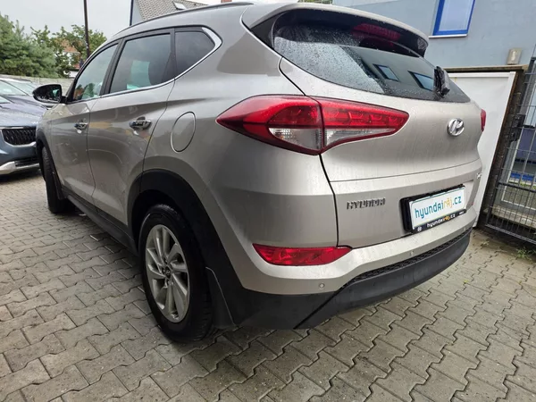 Hyundai Tucson 1.7-1MAJ.-TOP STAV-NAVI-KAMERA - foto 11