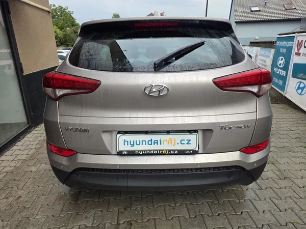 Hyundai Tucson 1.7-1MAJ.-TOP STAV-NAVI-KAMERA - foto 9