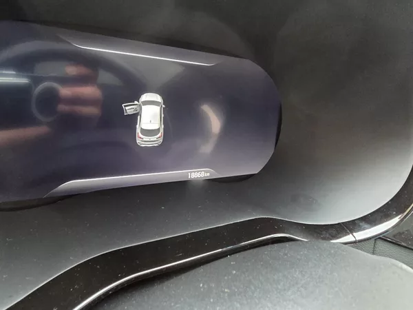 Kia XCeed 1.6-PLUG-IN HYBRID-1.MAJITEL - foto 14