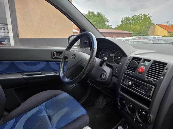 Hyundai Getz 1.1-2.MAJITEL-NÍZKÉ KM!!! - foto 14