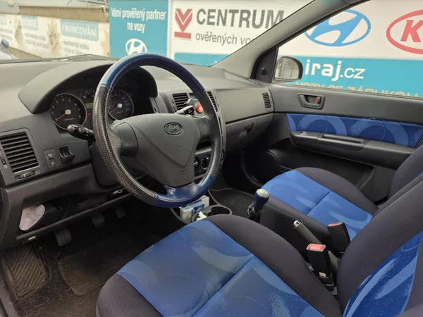 Hyundai Getz 1.1-2.MAJITEL-NÍZKÉ KM!!! - foto 4