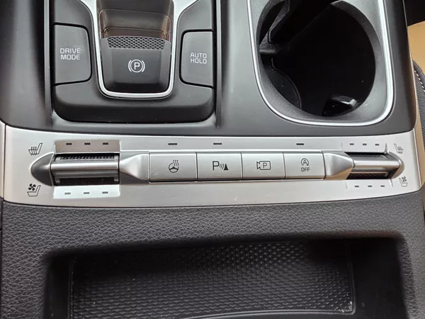Kia Carnival 2.2-9 míst-SKLADEM - foto 35