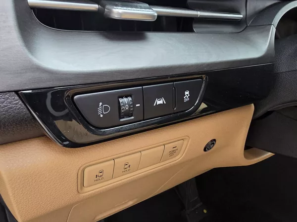 Kia Carnival 2.2-9 míst-SKLADEM - foto 37