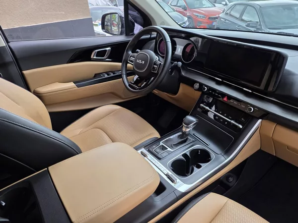 Kia Carnival 2.2-9 míst-SKLADEM - foto 7
