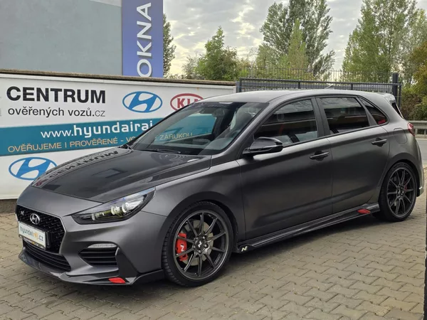 Hyundai i30 2.0-LIMITOVANÁ EDICE-DPH-1.MAJ