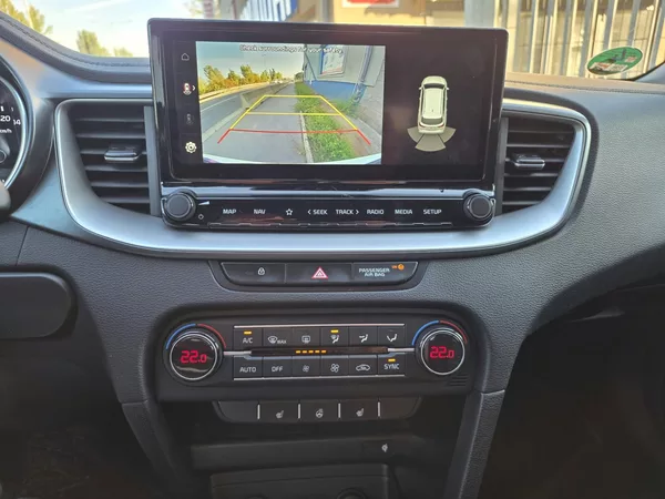 Kia Ceed 1.5-V ZÁRUCE-AUTOMAT - foto 17