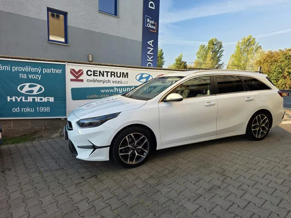 Kia Ceed 1.5-V ZÁRUCE-AUTOMAT - foto 5