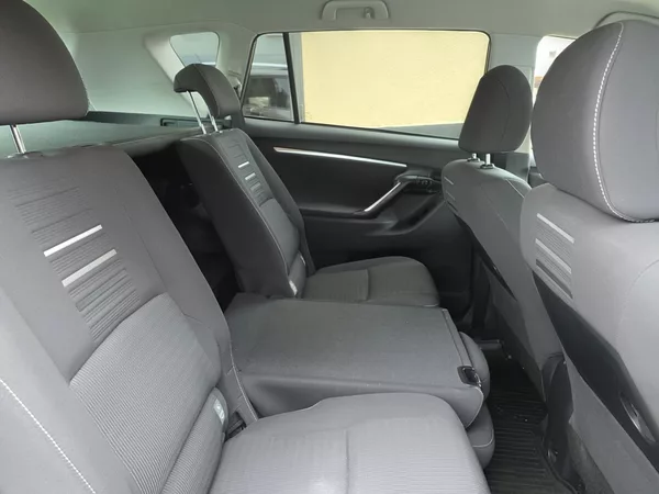 Toyota Verso 1.8-2+3SEDAD.NÍZKÉ KM-TOP STAV - foto 15