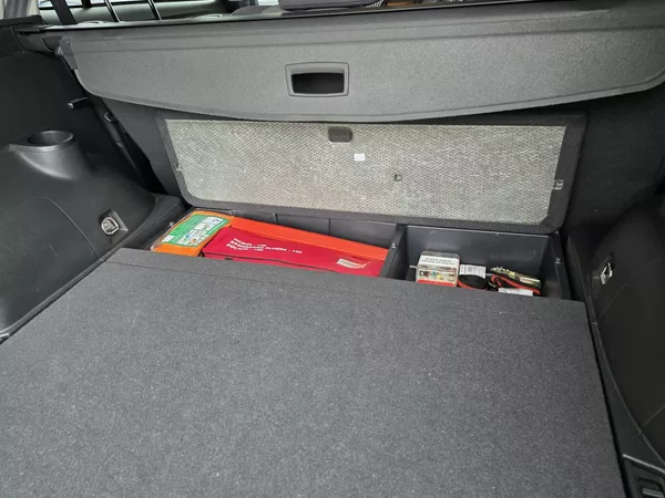 Toyota Verso 1.8-2+3SEDAD.NÍZKÉ KM-TOP STAV - foto 20