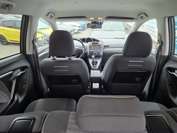 Toyota Verso 1.8-2+3SEDAD.NÍZKÉ KM-TOP STAV - foto 21
