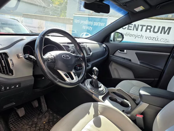 Kia Sportage 2.0-1.MAJ-NAVI-KAMERA-ISOFIX - foto 12