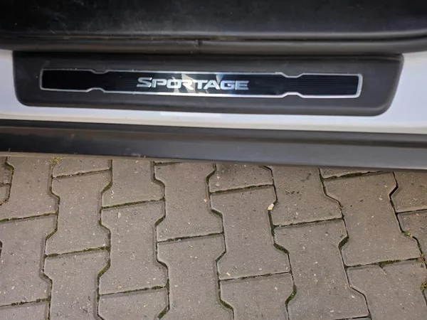 Kia Sportage 2.0-1.MAJ-NAVI-KAMERA-ISOFIX - foto 15