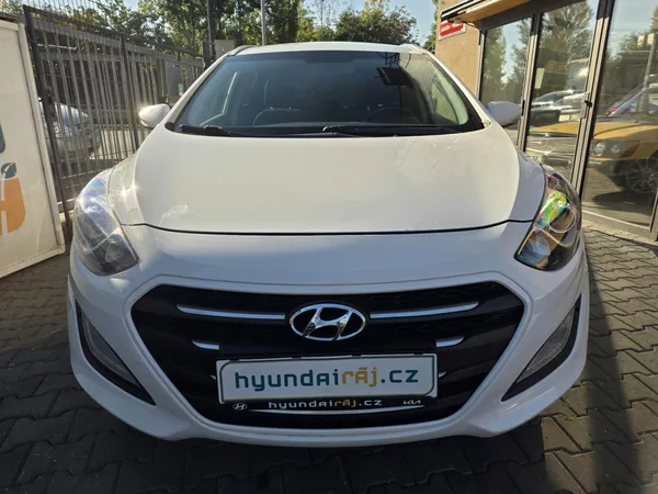 Hyundai i30 1.6-DPH-PĚKNÝ STAV-AUT.KLIMA - foto 10