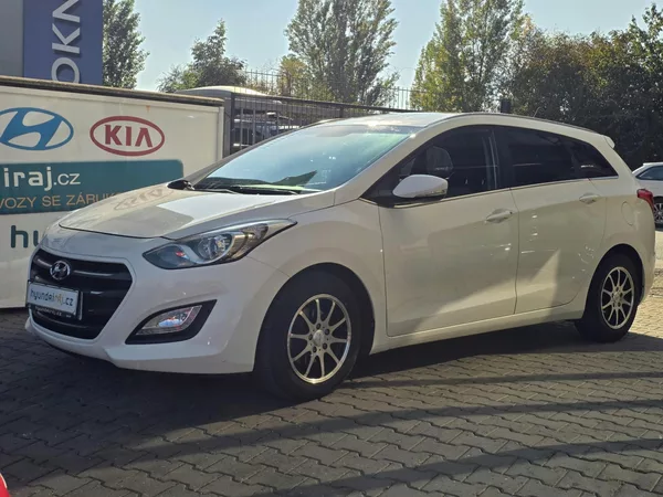 Hyundai i30 1.6-DPH-PĚKNÝ STAV-AUT.KLIMA - foto 5