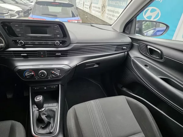 Hyundai Bayon 1.2-1.MAJ-V ZÁRUCE-KLIMA-62KW - foto 12