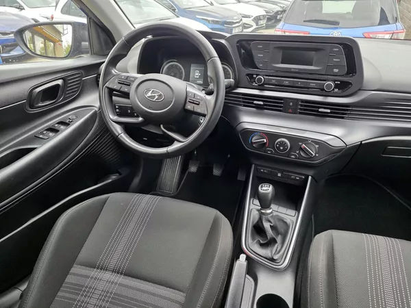 Hyundai Bayon 1.2-1.MAJ-V ZÁRUCE-KLIMA-62KW - foto 4