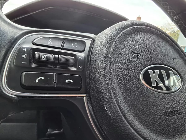 Kia Niro 1.6-HEV-AUTOMAT-NAVI-KAMERA - foto 13