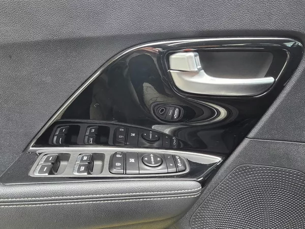 Kia Niro 1.6-HEV-AUTOMAT-NAVI-KAMERA - foto 23
