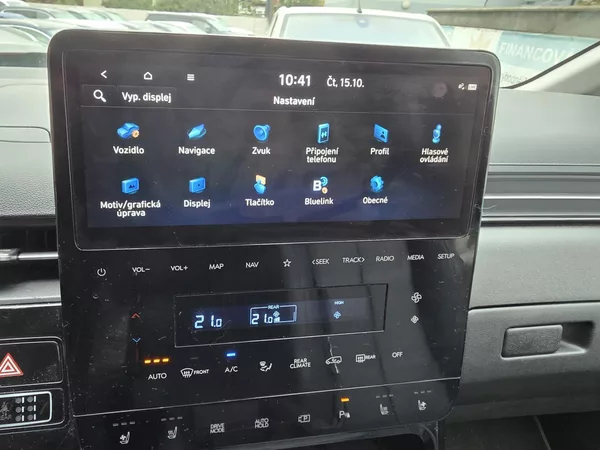 Hyundai Staria 2.2-AUTOMAT-KŮŽE-9MÍST - foto 15