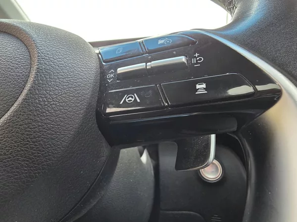 Hyundai Staria 2.2-AUTOMAT-KŮŽE-9MÍST - foto 16