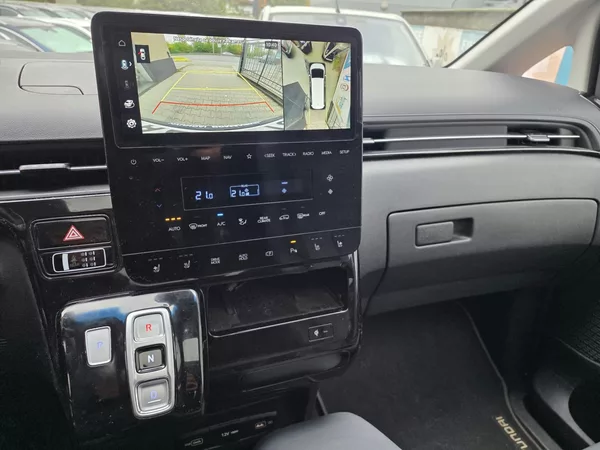 Hyundai Staria 2.2-AUTOMAT-KŮŽE-9MÍST - foto 19