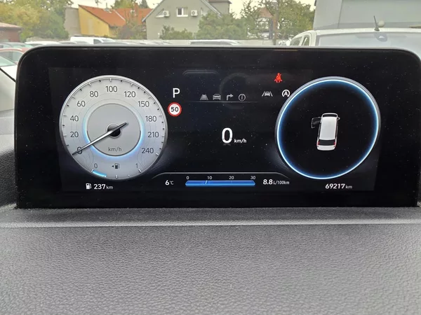 Hyundai Staria 2.2-AUTOMAT-KŮŽE-9MÍST - foto 23