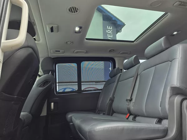 Hyundai Staria 2.2-AUTOMAT-KŮŽE-9MÍST - foto 28