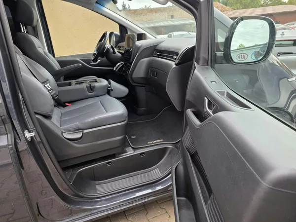 Hyundai Staria 2.2-AUTOMAT-KŮŽE-9MÍST - foto 33